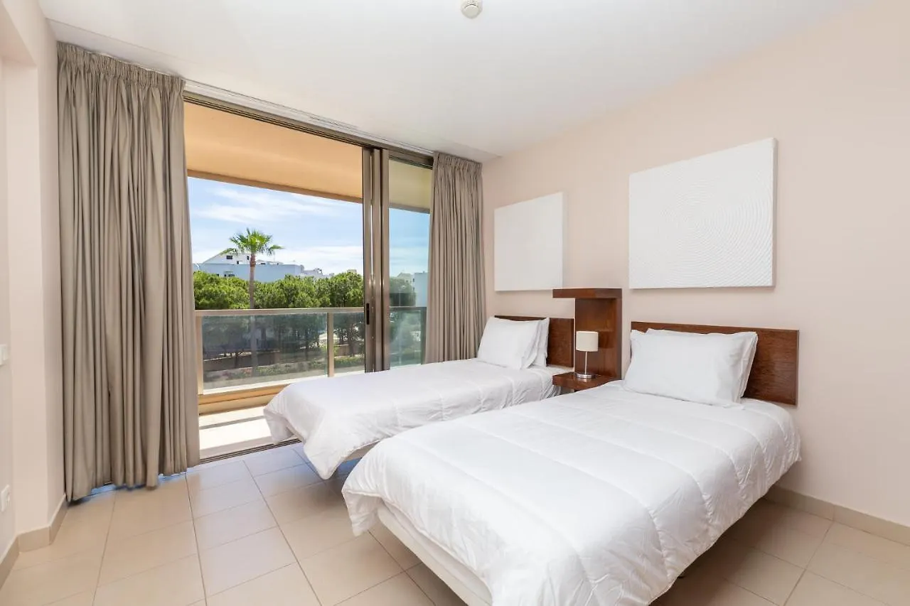 Apartamentos Vila Das Lagoas - Salgados Guia  Apartment
