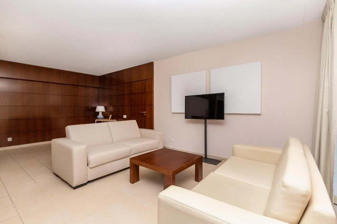 Apartment Apartamentos Vila Das Lagoas - Salgados Guia